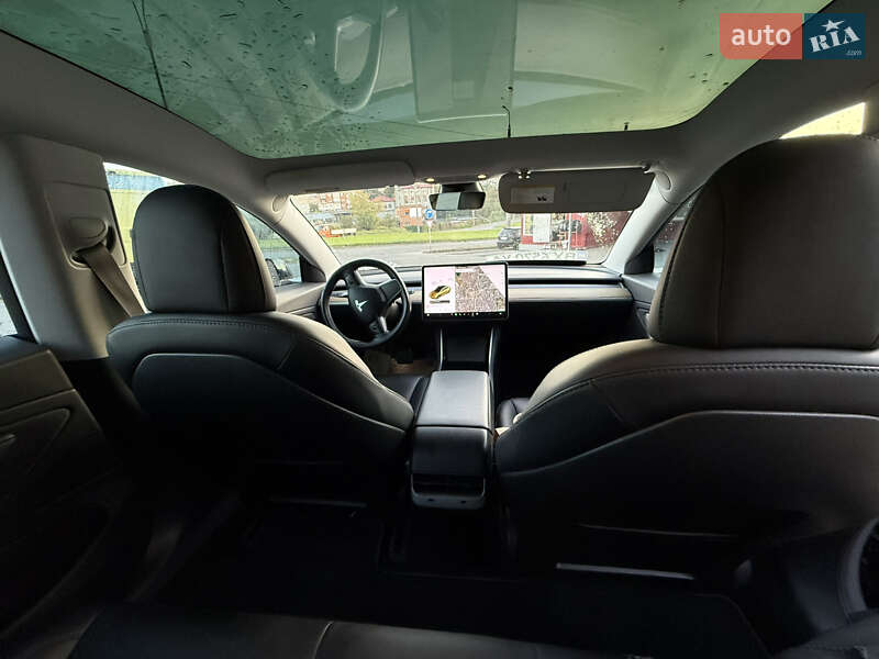 Седан Tesla Model 3 2018 в Хмельницком