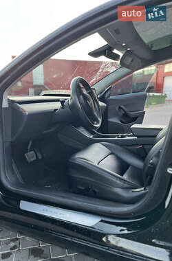 Седан Tesla Model 3 2018 в 