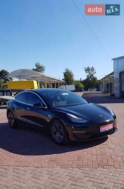 Седан Tesla Model 3 2018 в 
