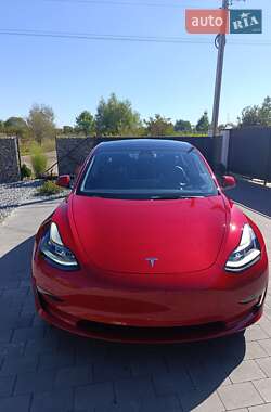 Седан Tesla Model 3 2022 в Стрые