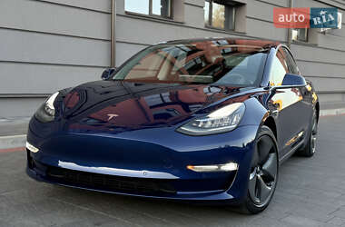 Седан Tesla Model 3 2018 в 