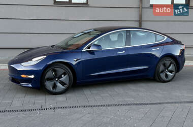 Седан Tesla Model 3 2018 в 