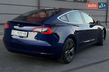 Седан Tesla Model 3 2018 в 