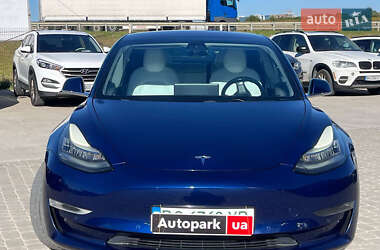 Седан Tesla Model 3 2018 в 
