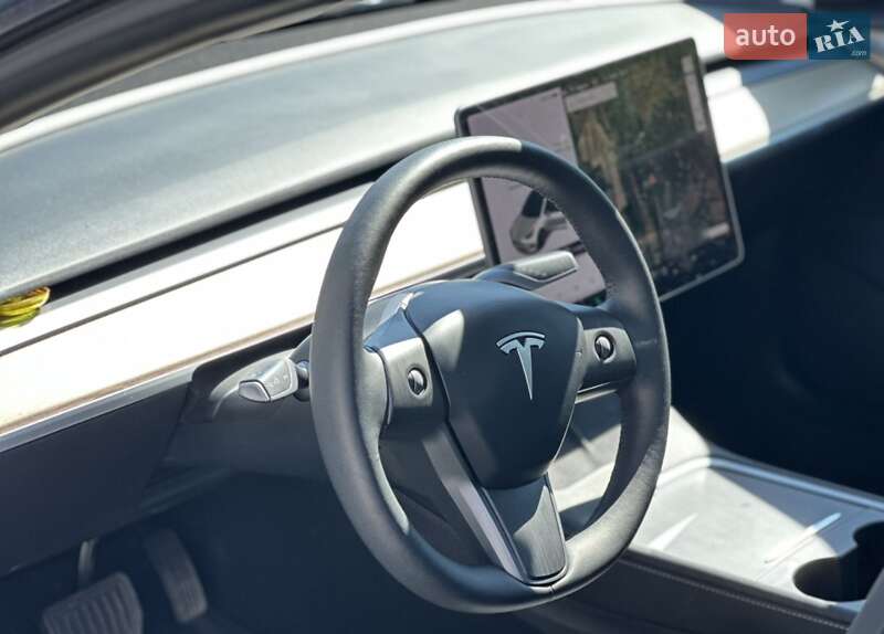 Седан Tesla Model 3 2021 в Хмельницькому