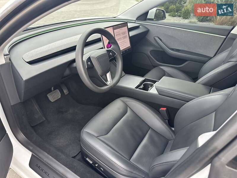 Седан Tesla Model 3 2024 в Луцьку фото 11 Седан Tesla Model 3 2024 в Луцьку