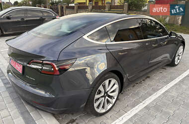 Седан Tesla Model 3 2018 в 