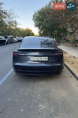 Седан Tesla Model 3 2019 в 