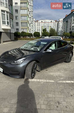 Седан Tesla Model 3 2018 в 