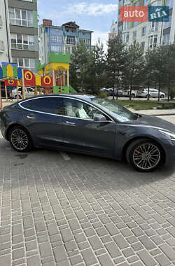 Седан Tesla Model 3 2018 в 