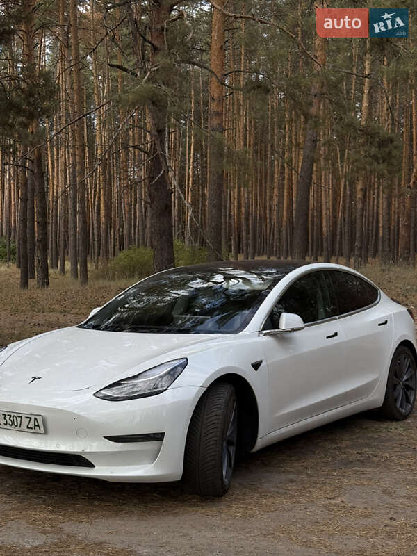 Седан Tesla Model 3 2018 в Днепре