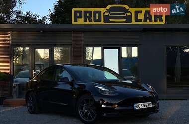 Седан Tesla Model 3 2022 в Львові