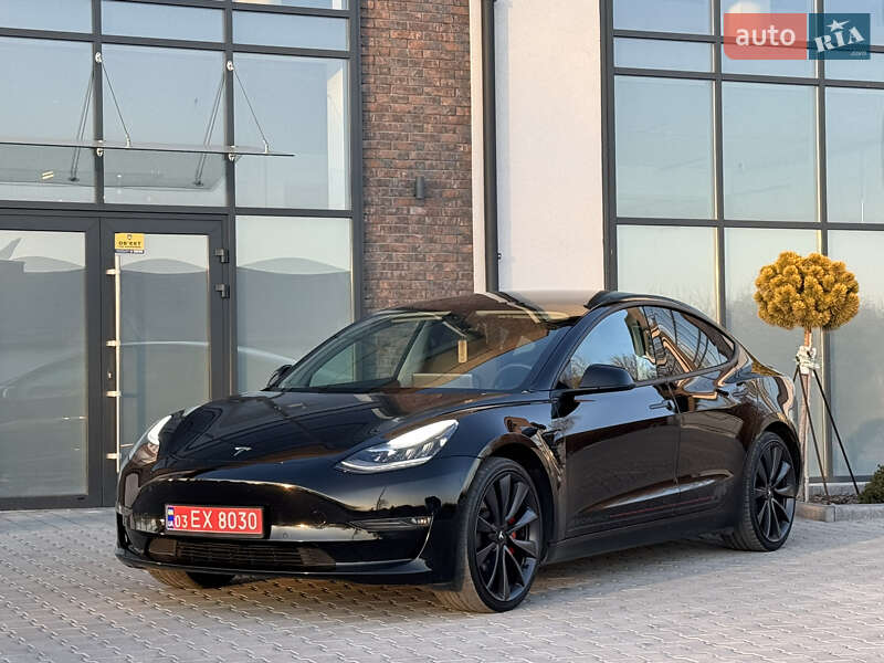 Седан Tesla Model 3 2019 в Тернополі фото 38 Седан Tesla Model 3 2019 в Тернополі