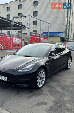 Седан Tesla Model 3 2018 в 