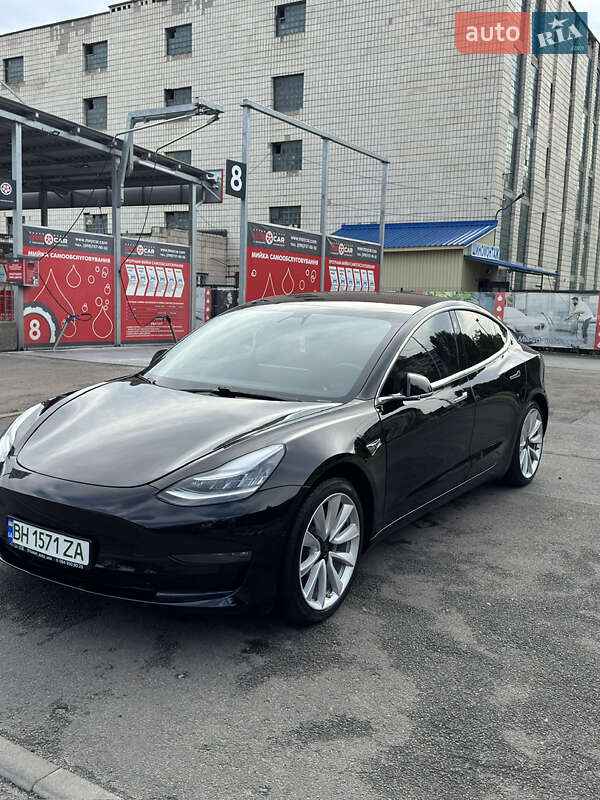 Седан Tesla Model 3 2018 в Києві фото 7 Седан Tesla Model 3 2018 в Києві