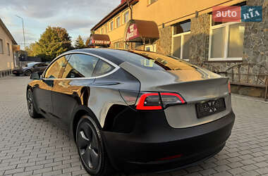 Седан Tesla Model 3 2019 в 