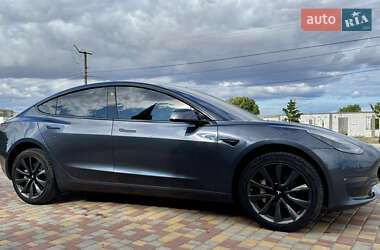 Седан Tesla Model 3 2019 в 