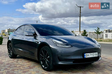 Седан Tesla Model 3 2019 в Одессе