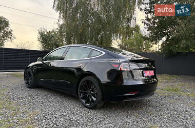 Седан Tesla Model 3 2018 в 