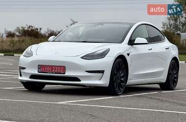 Седан Tesla Model 3 2021 в Рівному