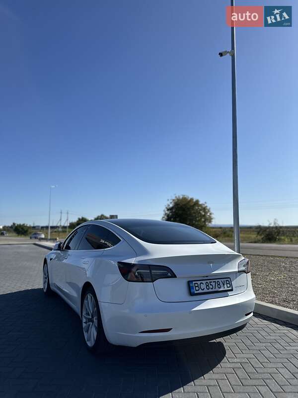 Седан Tesla Model 3 2020 в Буске фото 4 Седан Tesla Model 3 2020 в Буске