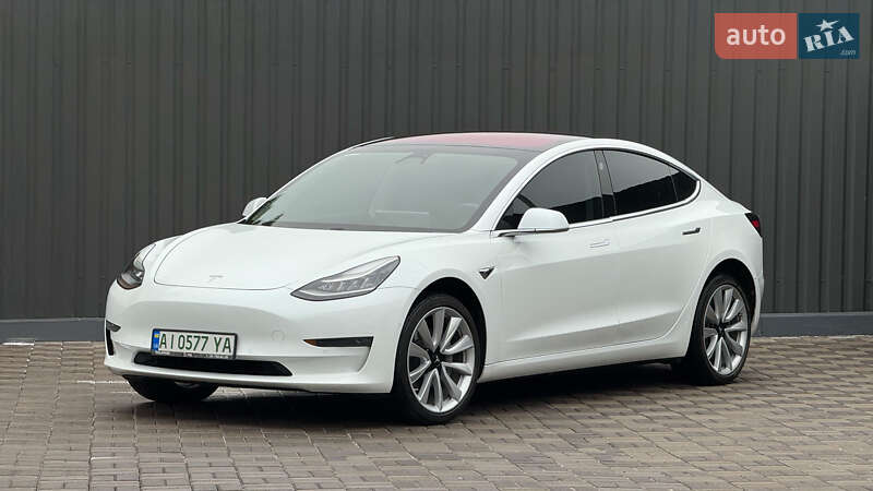 Седан Tesla Model 3 2018 в 