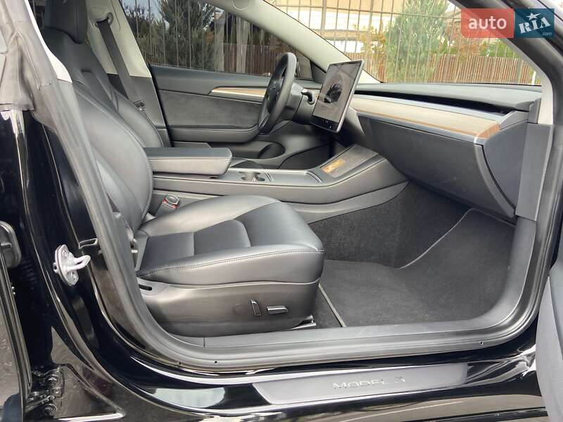 Седан Tesla Model 3 2023 в Киеве фото 14 Седан Tesla Model 3 2023 в Киеве