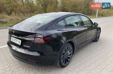 Седан Tesla Model 3 2021 в 