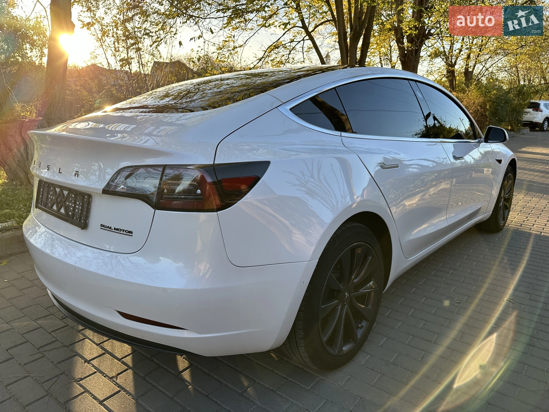 2019 Tesla Model 3 - мініатюра 8