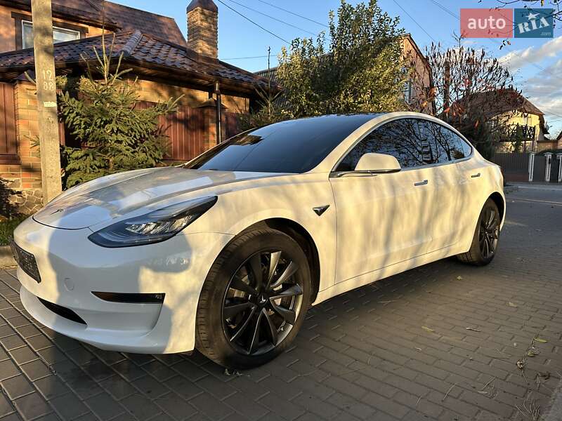 Седан Tesla Model 3 2019 в Білій Церкві