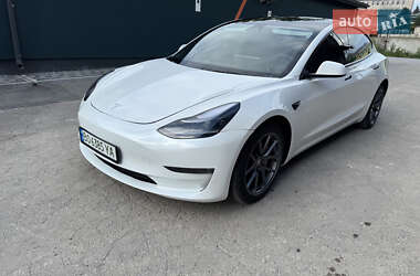 Седан Tesla Model 3 2023 в Тернополі