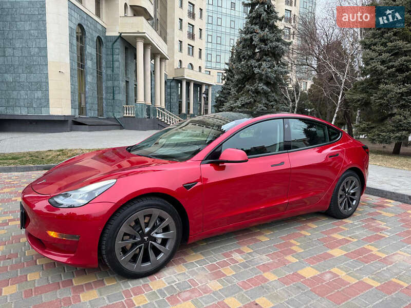 Седан Tesla Model 3 2022 в Одесі