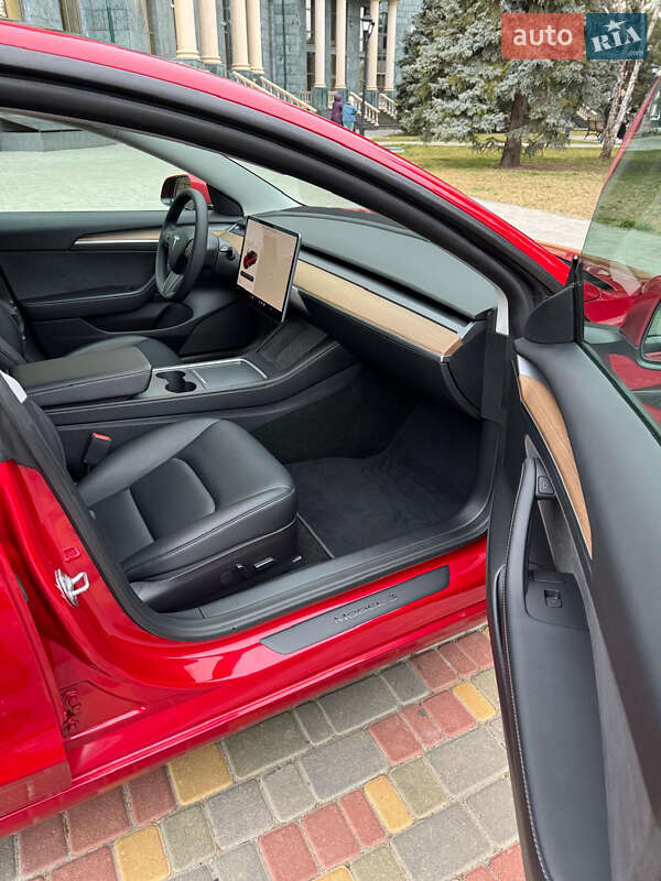 Седан Tesla Model 3 2022 в Одесі
