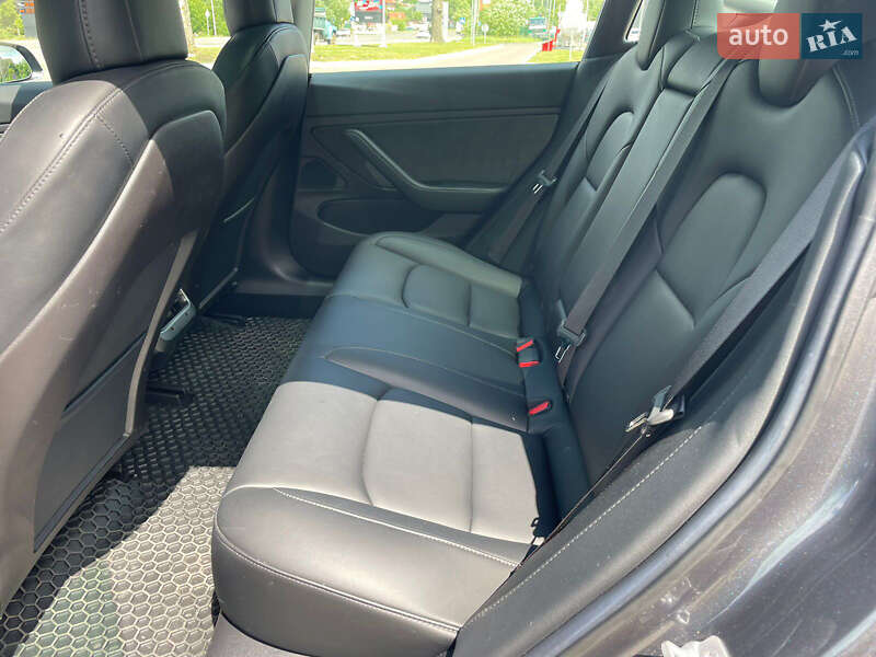 Седан Tesla Model 3 2019 в Львове фото 28 Седан Tesla Model 3 2019 в Львове