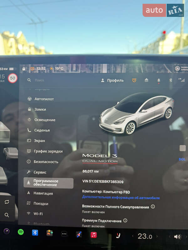 Седан Tesla Model 3 2019 в Днепре