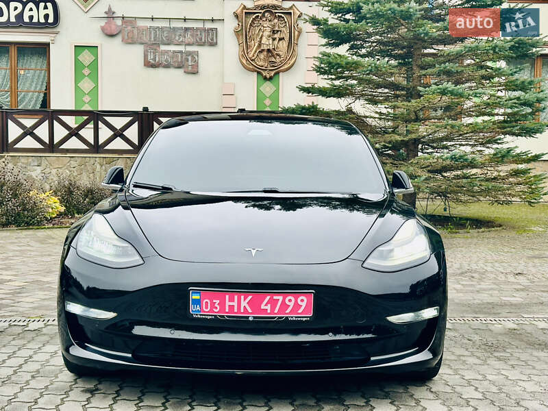 Седан Tesla Model 3 2020 в Львове фото 3 Седан Tesla Model 3 2020 в Львове