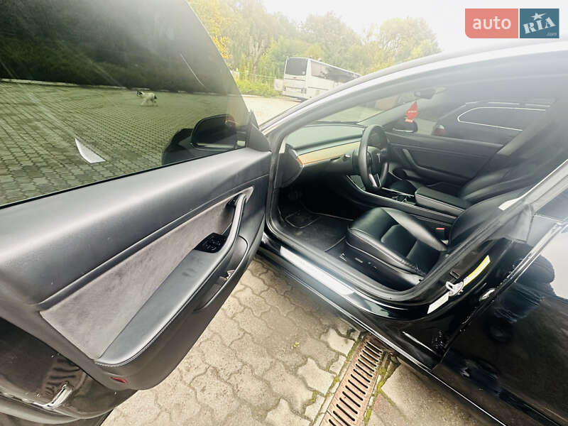 Седан Tesla Model 3 2020 в Львове фото 10 Седан Tesla Model 3 2020 в Львове