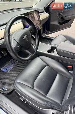 Седан Tesla Model 3 2018 в 