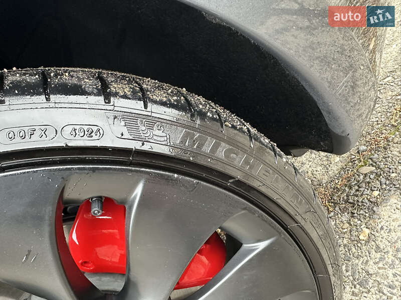 Седан Tesla Model 3 2022 в Мукачевому