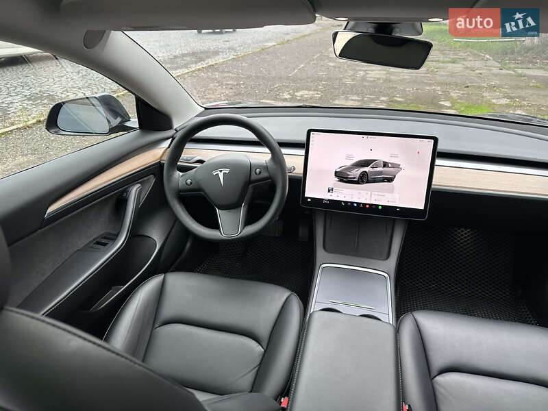 Седан Tesla Model 3 2022 в Мукачевому фото 31 Седан Tesla Model 3 2022 в Мукачевому
