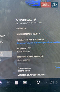 Седан Tesla Model 3 2020 в 