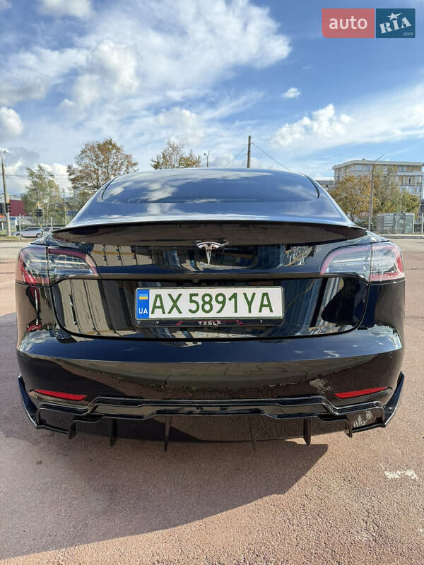 Седан Tesla Model 3 2022 в Харькове
