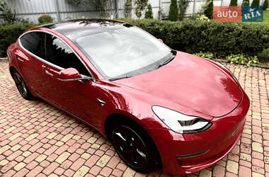 Седан Tesla Model 3 2018 в Житомире