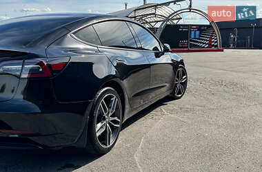 Седан Tesla Model 3 2021 в Полтаве
