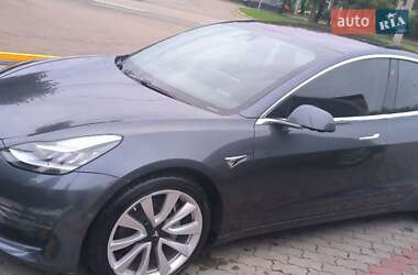 Седан Tesla Model 3 2018 в 