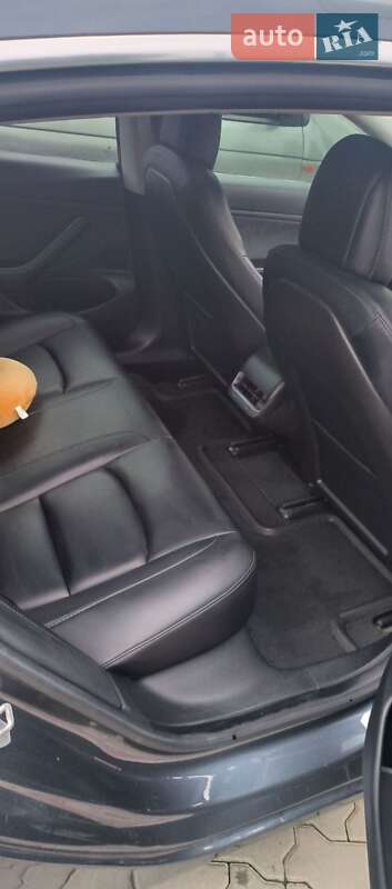 Седан Tesla Model 3 2018 в Черновцах фото 17 Седан Tesla Model 3 2018 в Черновцах