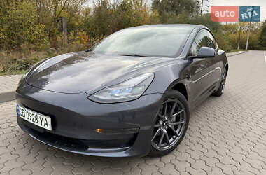 Седан Tesla Model 3 2022 в Киеве