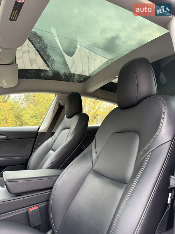 Седан Tesla Model 3 2022 в Києві фото 28 Седан Tesla Model 3 2022 в Києві