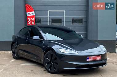 Седан Tesla Model 3 2024 в Киеве