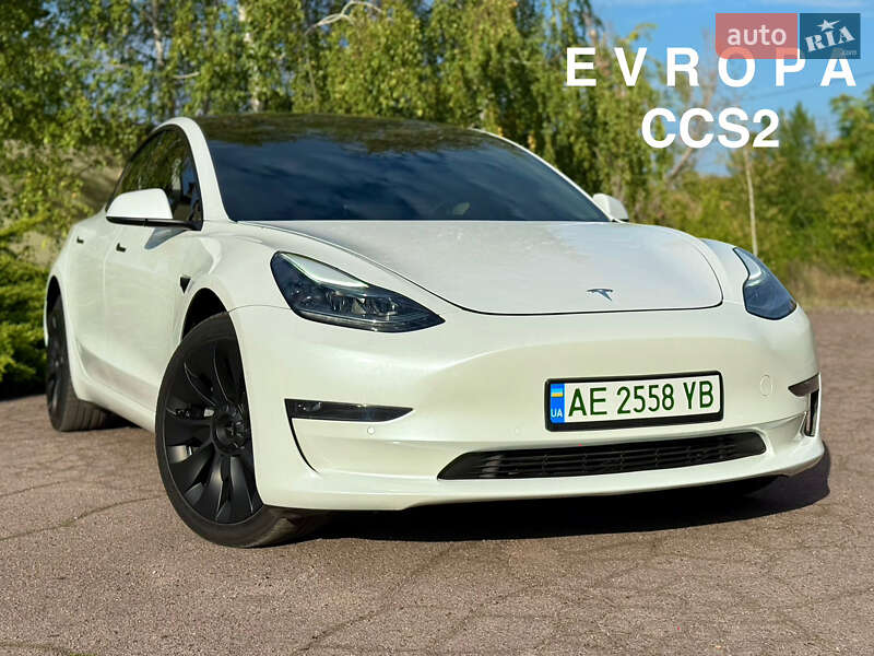 Tesla Model 3 2021